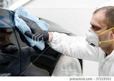 Polished black car 37229301