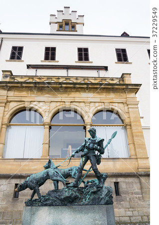 Dog handler statue at czech Konopiste castle Dog handler statue at czech Konopiste castle 37229549