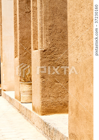 in iran the old  contruction 37230160