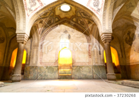 in iran inside the old antique  mosque 37230268