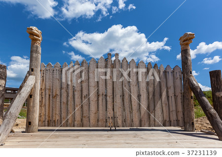 Wooden gates Wooden gates 37231139