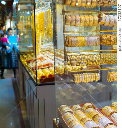 Jewelry bracelets Tehran Grand Bazaar 37232107