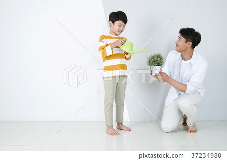 RF photo - Dad and little son isolated shot in studio 383 RF photo - Dad and little son isolated shot in studio 383 37234980