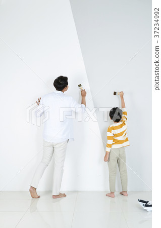 RF photo - Dad and little son isolated shot in studio 377 RF photo - Dad and little son isolated shot in studio 377 37234992