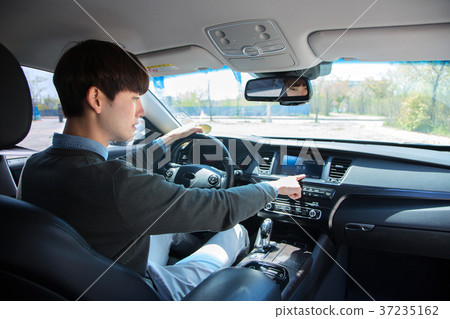 a driver 051 a driver 051 37235162