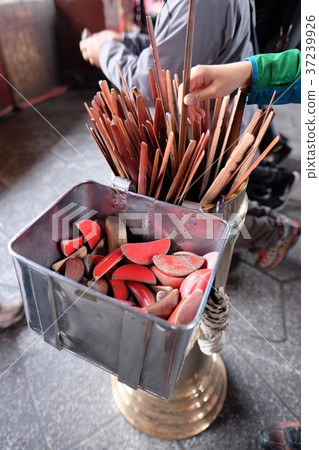 Longshan Temple Longshan Temple 37239926