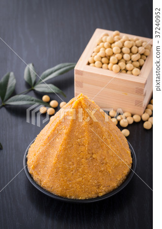 White miso 37240952