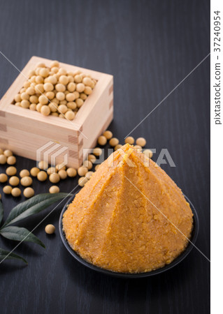 White miso 37240954