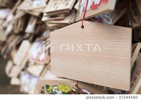 未填充的Ema 未填充的Ema 37244560
