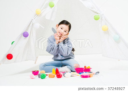Indian play Indian play 37248927