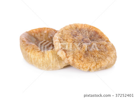 whole dried figs on white background whole dried figs on white background 37252401