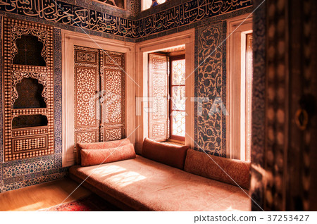 Mosaic Interior Topkapi Palace. Istanbul, Turkey. Mosaic Interior Topkapi Palace. Istanbul, Turkey. 37253427