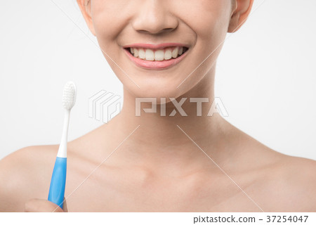 beauty woman smile with health teeth 37254047