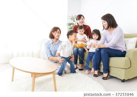 育兒形象 37255846