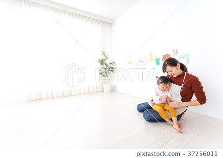 Poor health child and nursery teacher Poor health child and nursery teacher 37256011