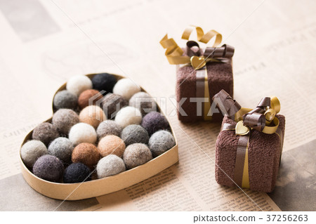 像巧克力一樣的小禮物 像巧克力一樣的小禮物 37256263