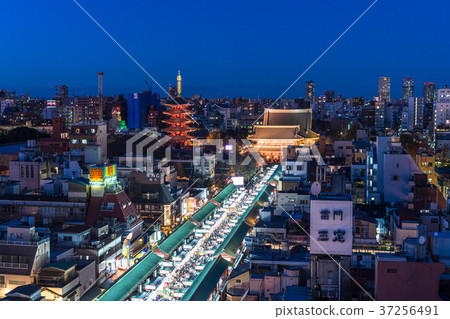 《Tokyo》 Sensoji Temple/Asakusa crowded with Hatsumode 《Tokyo》 Sensoji Temple/Asakusa crowded with Hatsumode 37256491