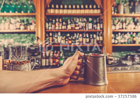 The cocktails in the bar 37257386