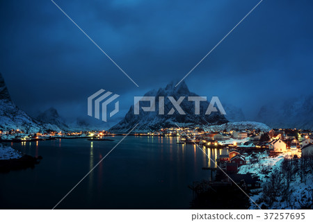 sunset in Reine Village, Lofoten Islands, Norway sunset in Reine Village, Lofoten Islands, Norway 37257695