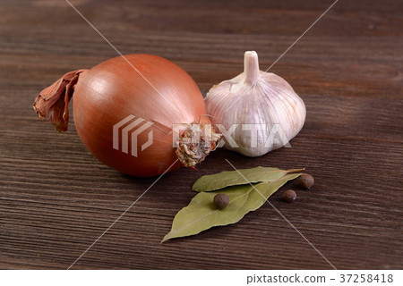 Vegetables and spices 37258418