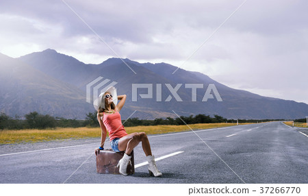 Pretty brunette retro hitchhiker Pretty brunette retro hitchhiker 37266770