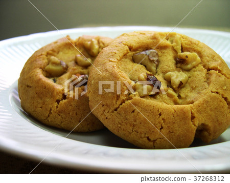 Ancient taste walnut cake Ancient taste walnut cake 37268312
