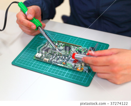 Soldering 37274122