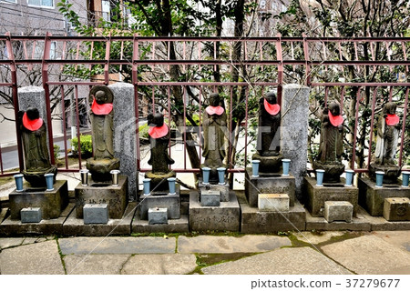 高興等待乳房山聖天堂的Jizoten 高興等待乳房山聖天堂的Jizoten 37279677