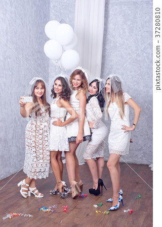 Happy girls having fun, drinking champagne, hen-party 37280810
