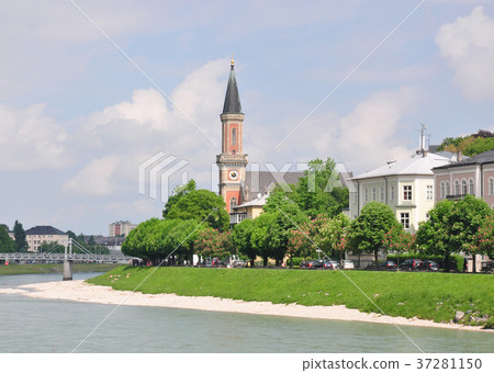 Christuskirche in Salzburg 37281150
