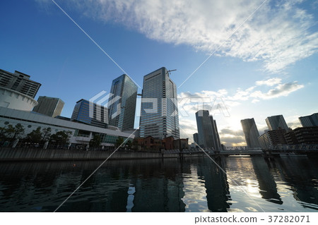 日本的東京都市風景“我看Harumi或Kachidoki地區” 日本的東京都市風景“我看Harumi或Kachidoki地區” 37282071