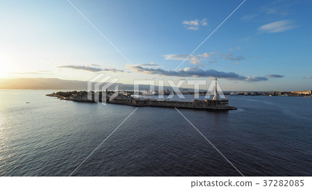 Port of Messina, Sicily, Italy / Port of Messina, Italy 37282085