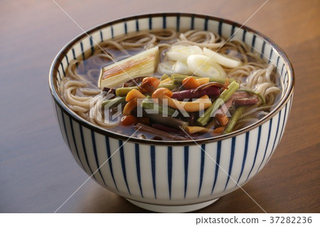 Wakaba soba 37282236