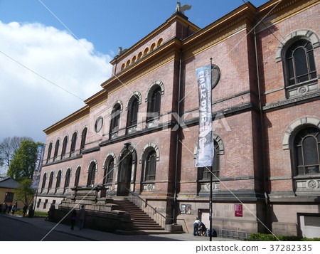 National Gallery of Oslo 37282335