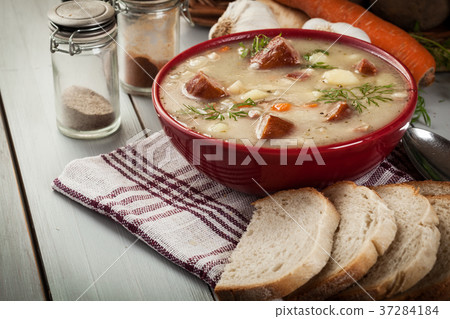 Sour soup made of rye flour 37284184