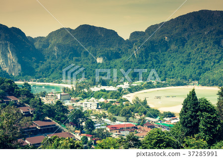 Phi phi island in andaman sea, Phuket, Krabi, 37285991