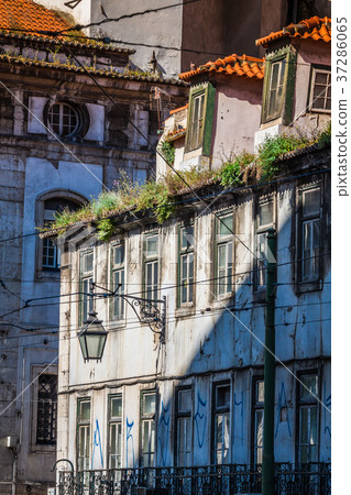 Facade of old house in Alfama district, Lisbon Facade of old house in Alfama district, Lisbon 37286065