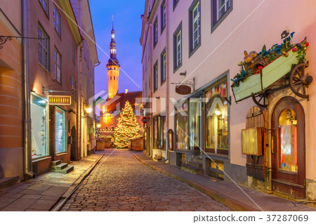 Christmas Market in Tallinn, Estonia Christmas Market in Tallinn, Estonia 37287069