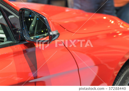 Some parts of the car show in event 37288440