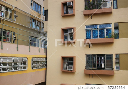 the Kwai Luen Estate at Kwai Fong 2017 the Kwai Luen Estate at Kwai Fong 2017 37289634