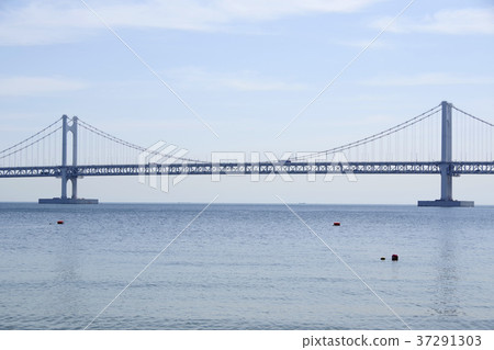 Guang'an Bridge seen from Gwang'an Beach 37291303