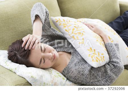 生病和謊言的女人 生病和謊言的女人 37292006