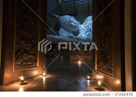 White Buddha reclining In buddhist church White Buddha reclining In buddhist church 37292470