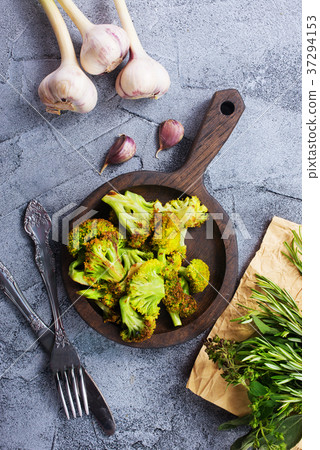 broccoli broccoli 37294153