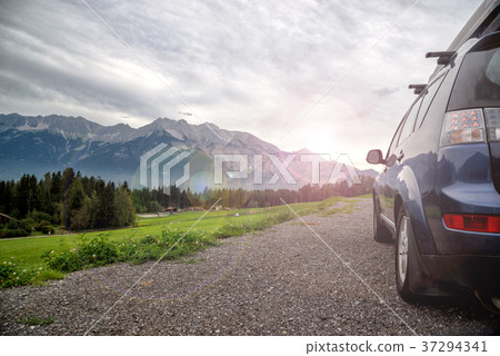 car for traveling 37294341