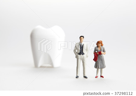 Tooth, teeth, dentist, businesswoman, business woman, medical, model 37298112