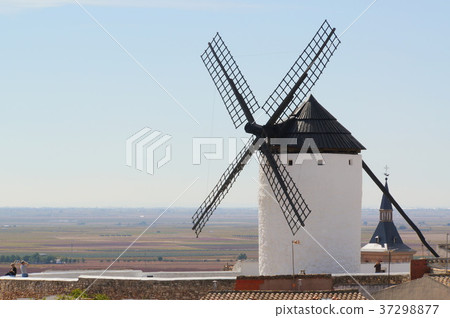 The windmill of Campo de Criptana 37298877