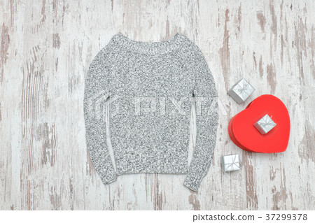 Gray knitted sweater, red heart shaped and silver Gray knitted sweater, red heart shaped and silver 37299378