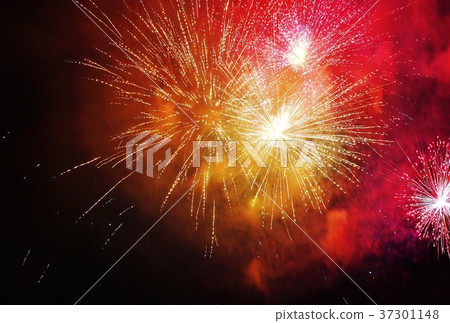 Background material of natural design fireworks · White launch fireworks and red smoke · horizontal position 37301148