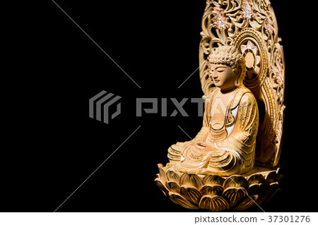 Buddha statue 37301276
